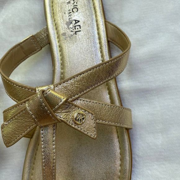 MICHAEL KORS Women Metallic Gold Bow Sandals - NEW NWOB - Picture 11 of 12